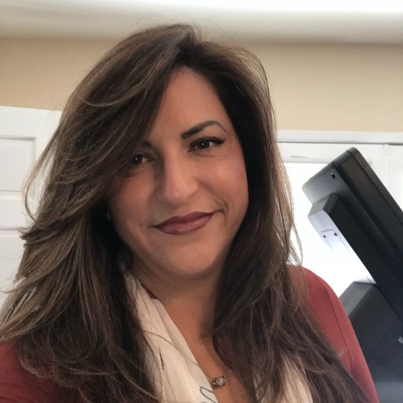 Meet your Posher, Diane - Picture 1 of 1